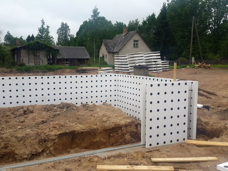 Betonēšanas darbi Valkā