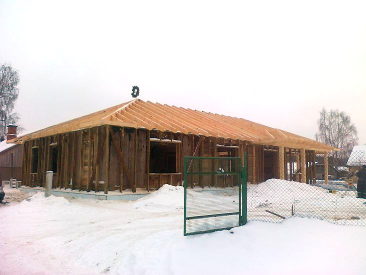 SIA MJ Eirobūve - jumta segumu klāšana