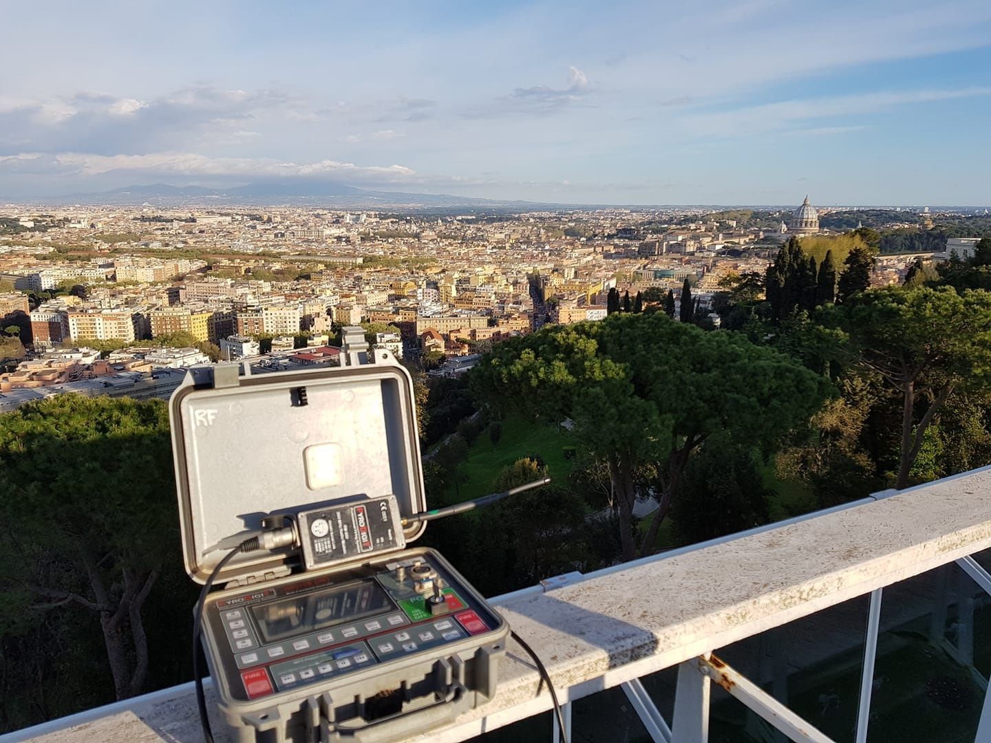 uno spettacolo di fuochi pirotecnici