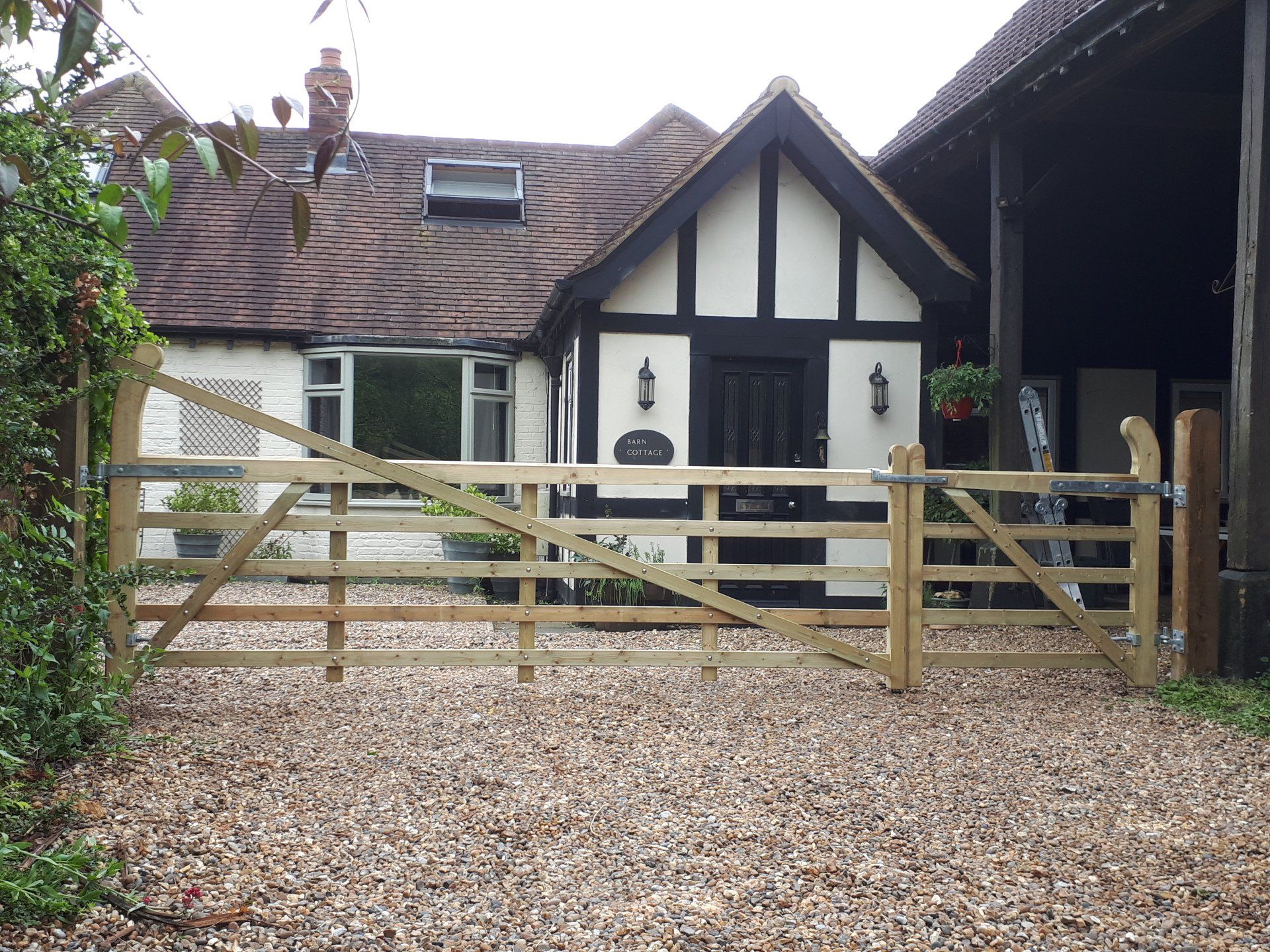 Do you need fence panels in Hemel Hempstead?