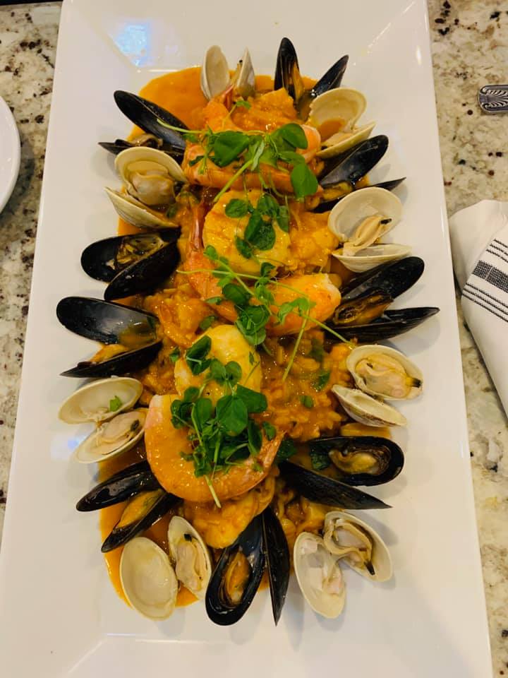 Mussels and seafood