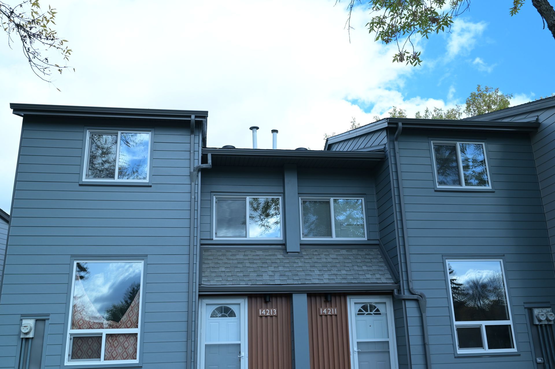 exterior siding on a single story  residential unit from mandel exteriors