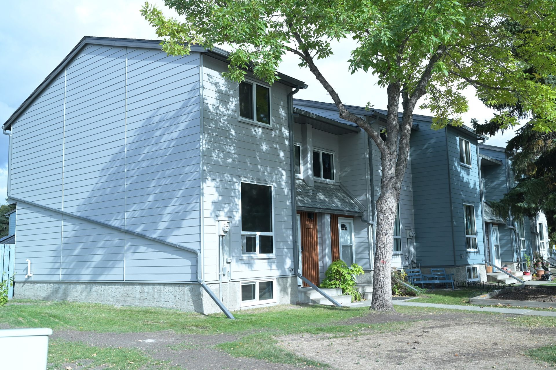 siding and eavestrough from mandel exteriors on a residential unit