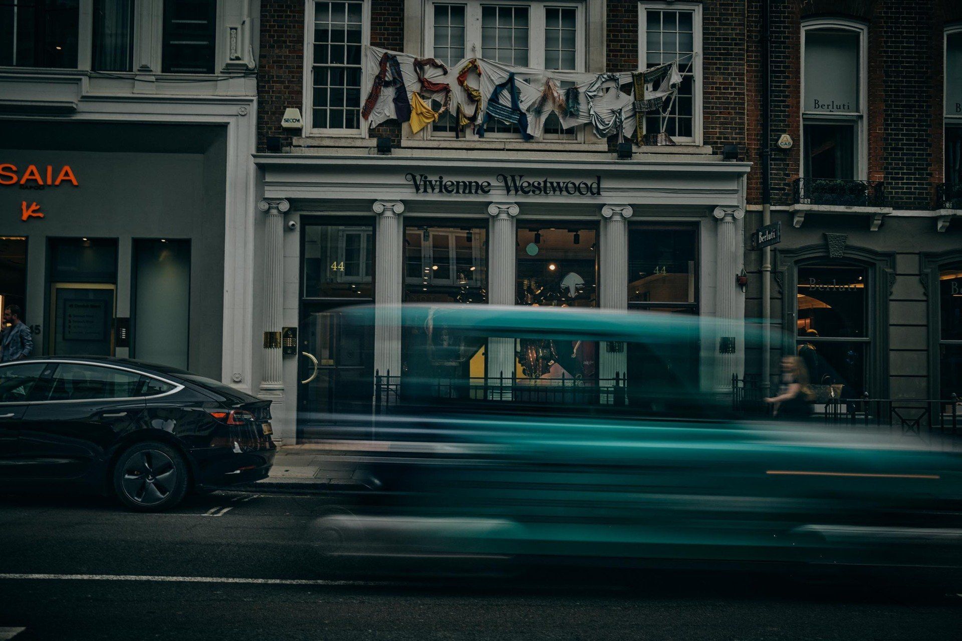 Capturing London city life through the lens of creative photography @Oana M. Baković - Fine Art Photography, 2021. 