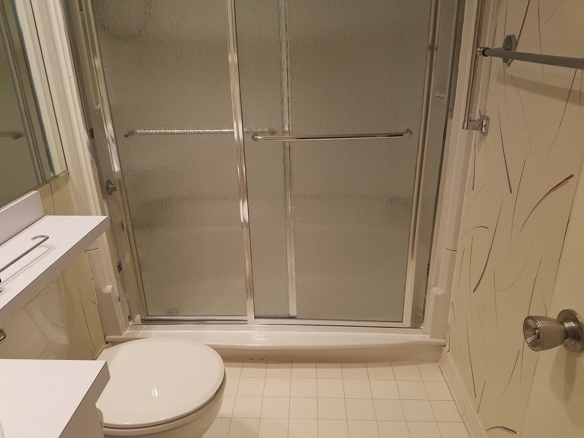 OUR FULL FRONT CUT TUBS with glass door