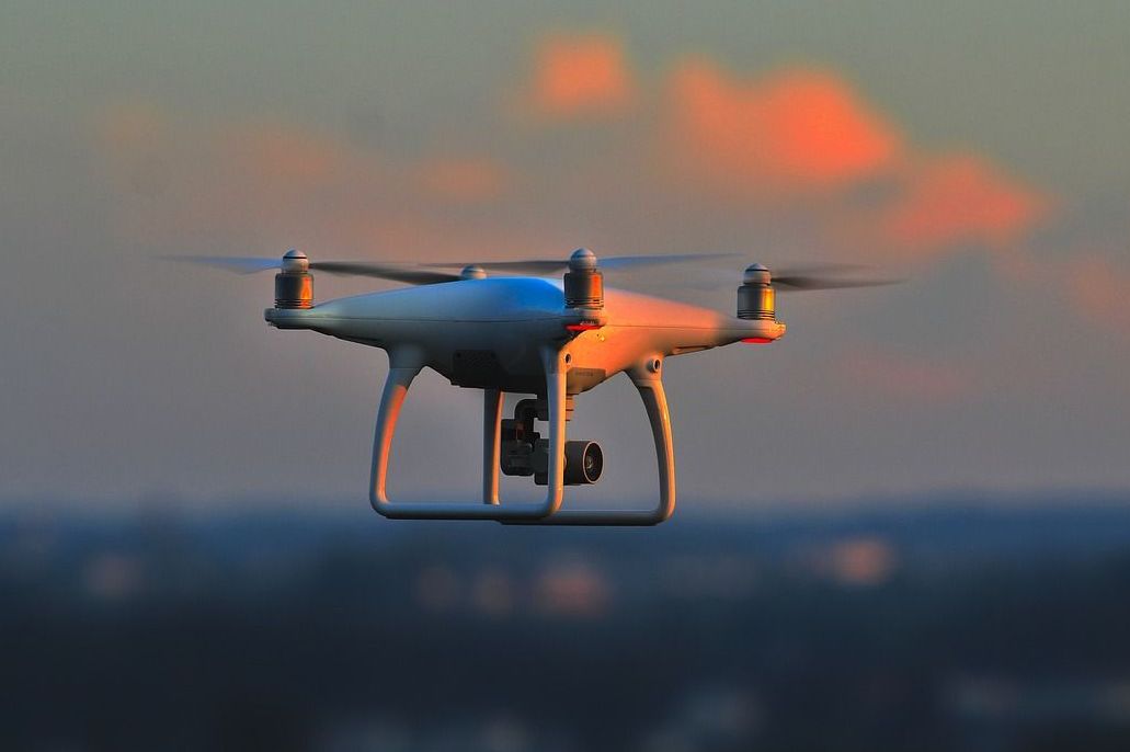 Storytelling digitale basato sulle riprese dei droni 