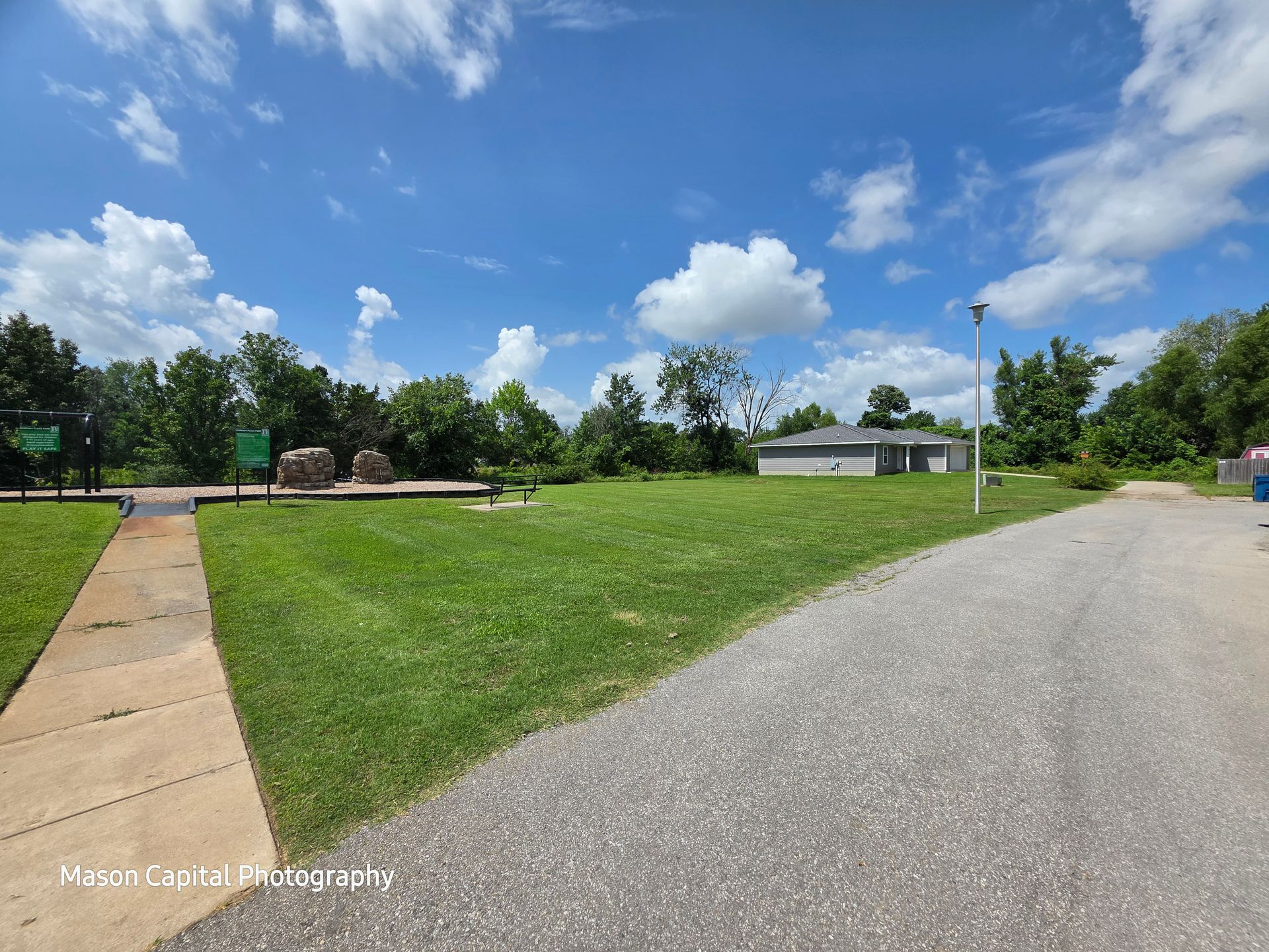 Bentonville-Roges-Springdale-Fayetteville-Pea-Ridge-Siloam-Springs-Bella-Vista-Arkansas-Investment-Property-Home-Residential-Commercial-Land-For-Sale-For-Lease-Mason-Capital-Group-Real-Estate-Firm-Keller-Williams-Coldwell-Banker-Re/Max-Brandon-Group-Walmart-Relocation