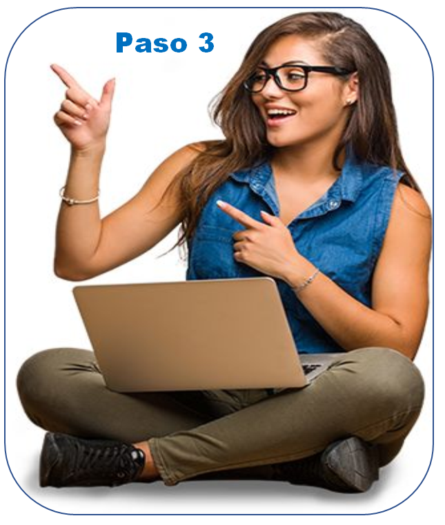 Una persona sonriente sentada con las piernas cruzadas con una computadora portátil, 