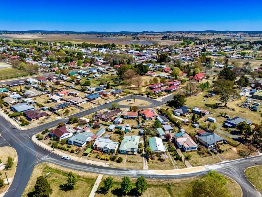 An Aerial View of a Residential Area With Lots of Houses and Trees — Headlands Glass in Brunswick Heads, NSW