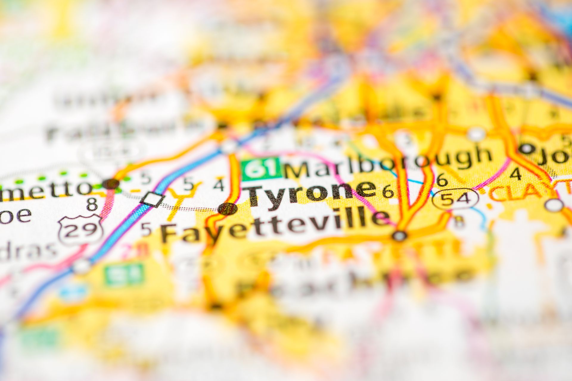 a map showing the location of tyrone and fayetteville