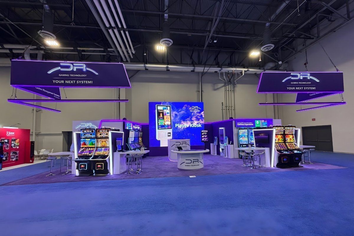Eye catching booth design with lighting features