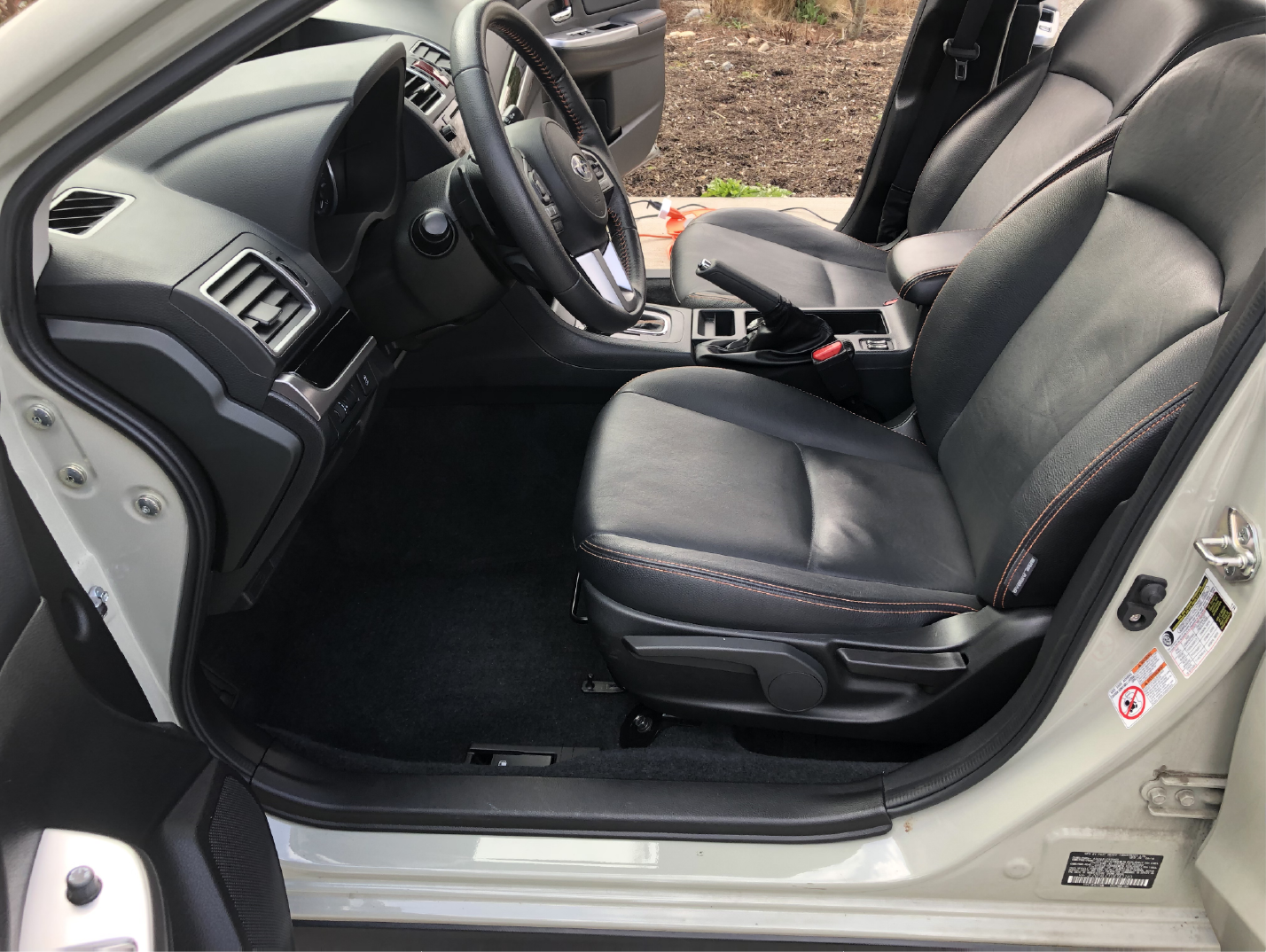 Mobile Car Detailing Lake Stevens White Line Car Care