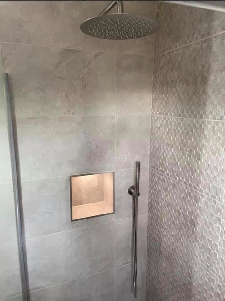 Bathrooms project 38