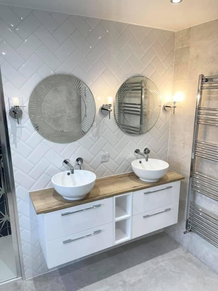 Bathrooms project 35