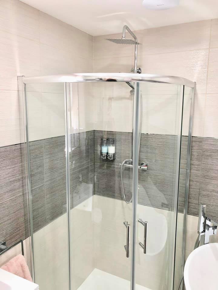 Bathrooms project 22