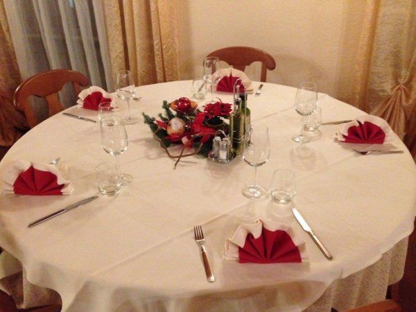 Tavola apparecchiata