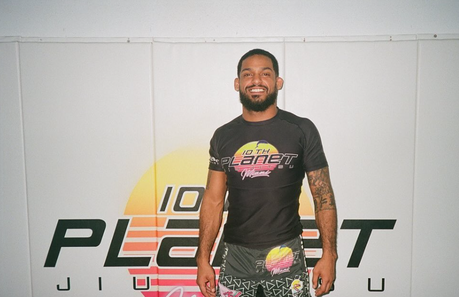 Adults training no-gi jiu-jitsu at 10th Planet Jiu-Jitsu Miami in Miramar, FL for strength and stress relief