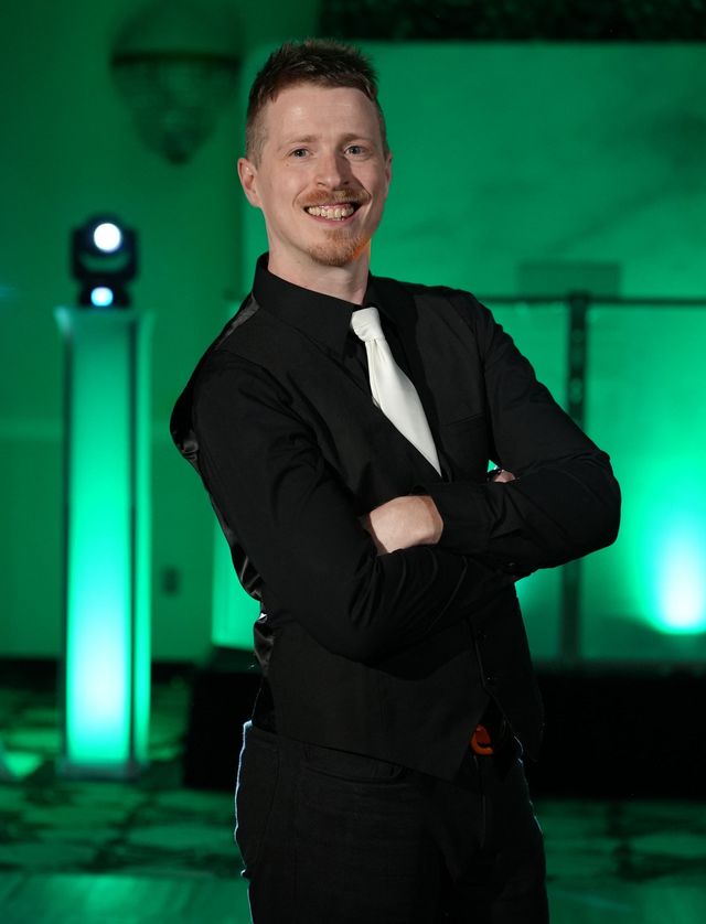 With 20+ years of performing and a background as a professional musician, Aaron delivers seamless experiences and big energy. He also performs as part of the duo Bosey Joe.