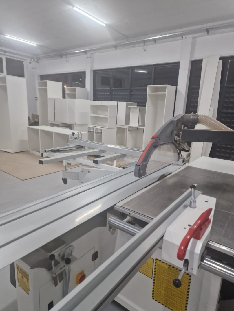 Usine découpe Genève