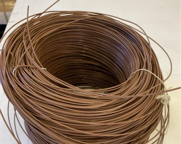 Cabos para emenda de esteiras