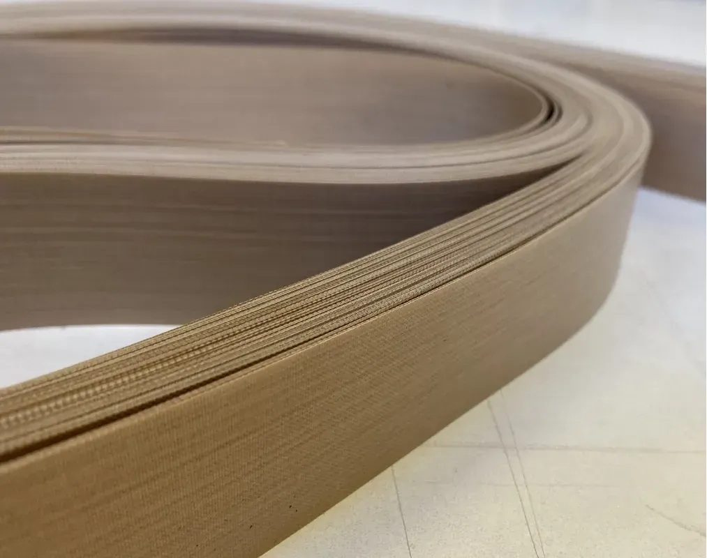 Correia Teflon® laminada