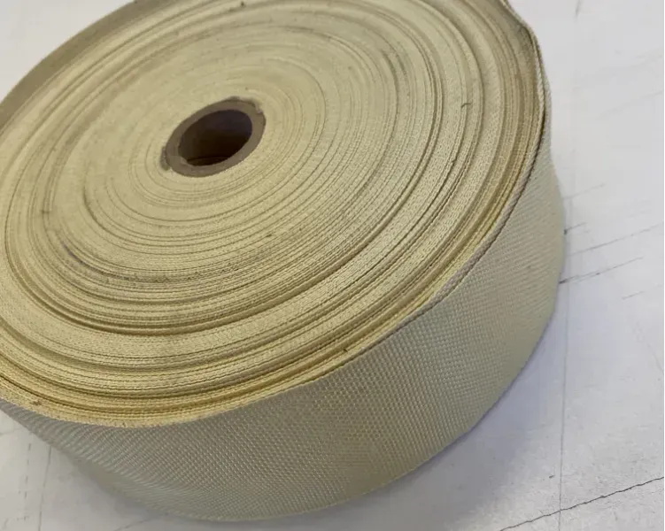 Reforço lateral de Kevlar®