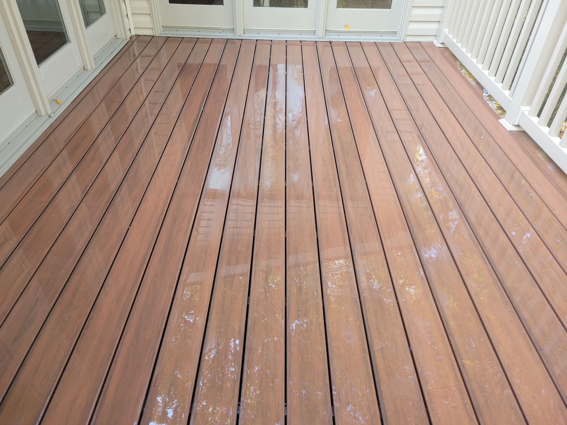 composite Deck House soft washing vinyl siding algea removal mold power washing Hershey hummelstown PA after