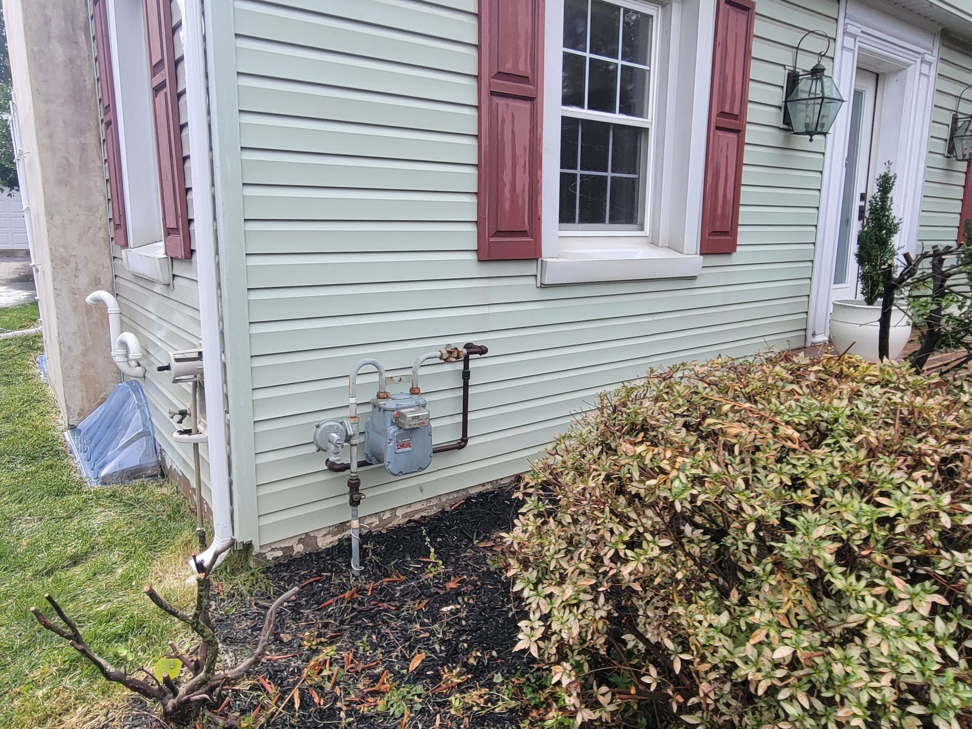 after vinyl siding house soft washing algea removal pressure power washing hummelstown hershey pa