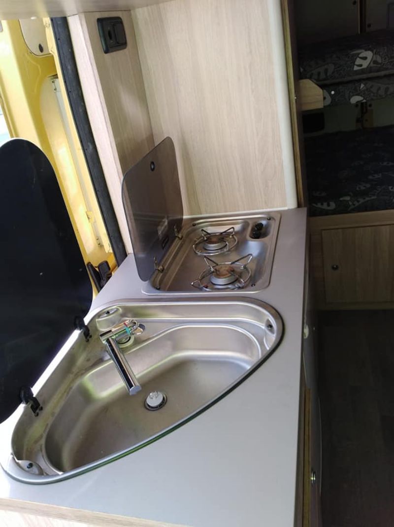 progettazione lavello e cucina camper