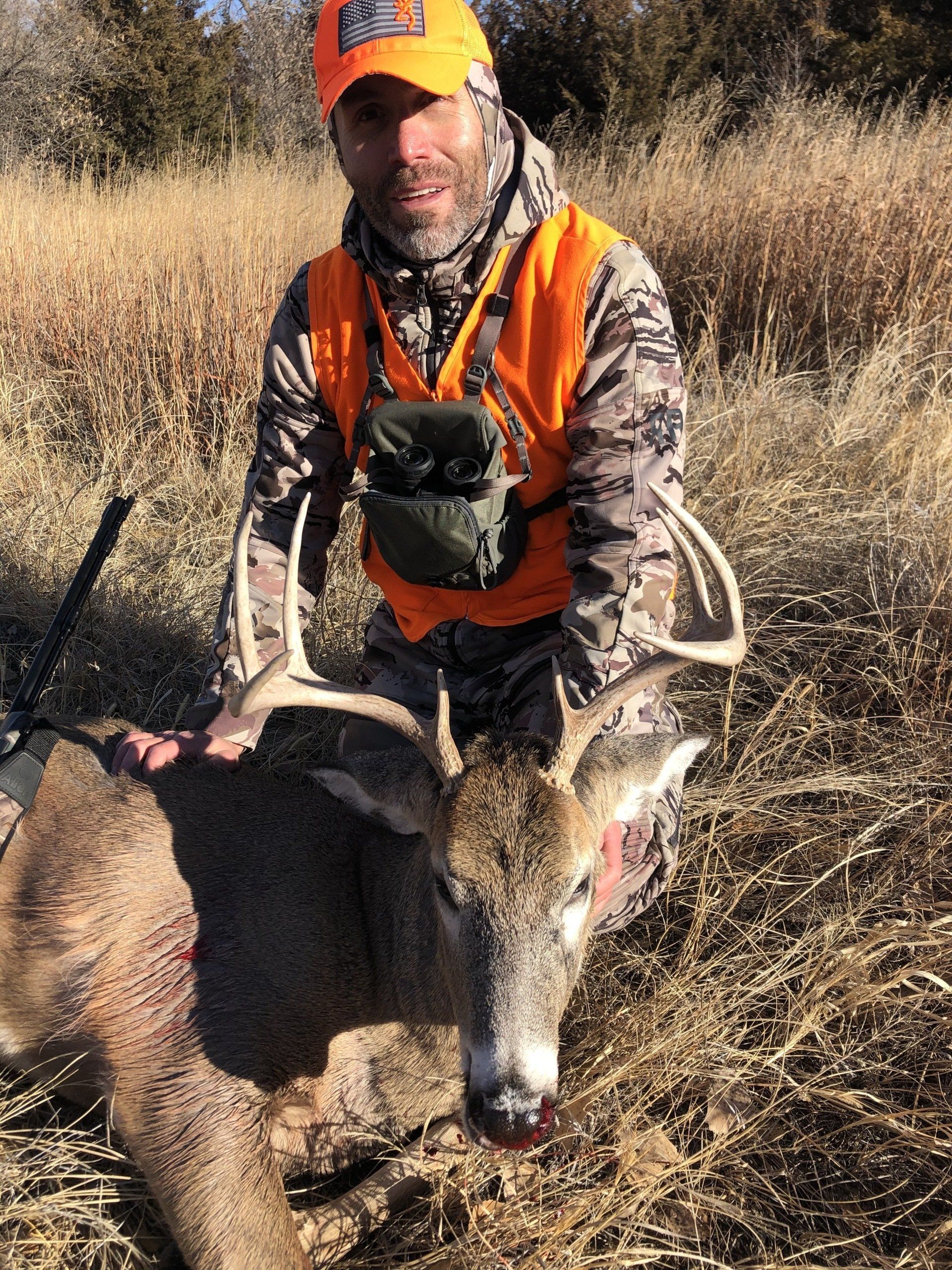 Nebraska Whitetail & Mule Deer Hunts Guide & Outfitter