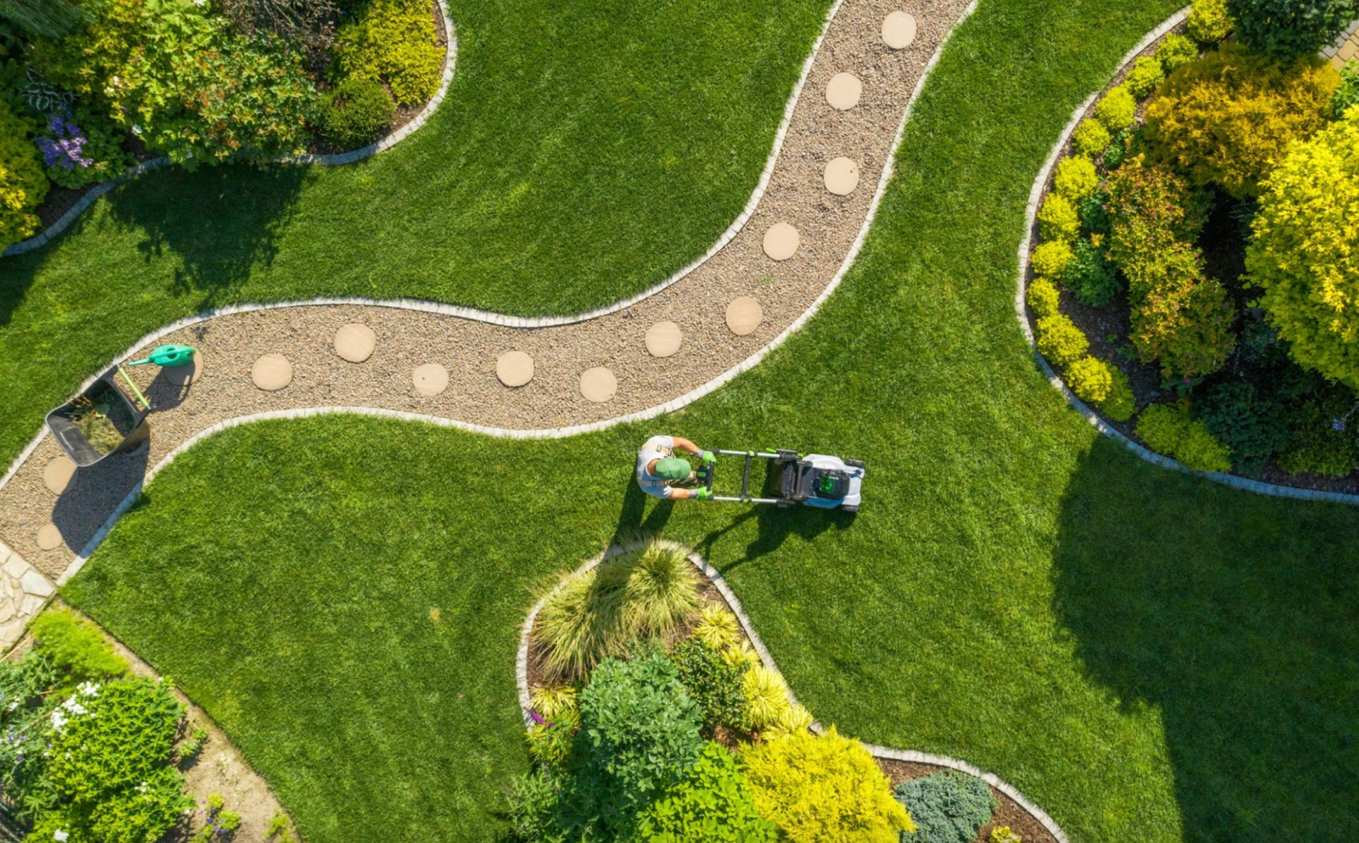 A pile of rubble is sitting on the side of the road.