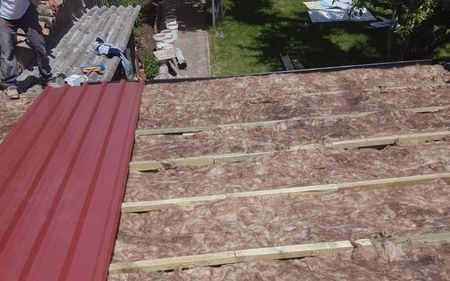 rehabilitar tejado con placas de panel sandwich en fuenlabrada, madrid