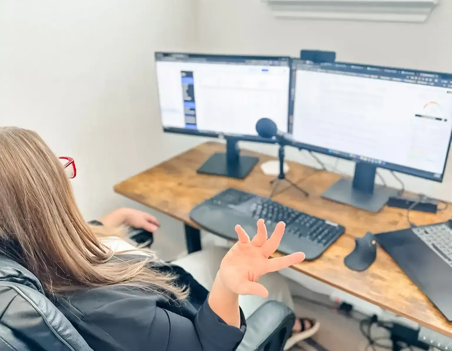 Amanda From AP Digital Servie Optimizing websites for GEO and SEO visibility for coaches and content creators.