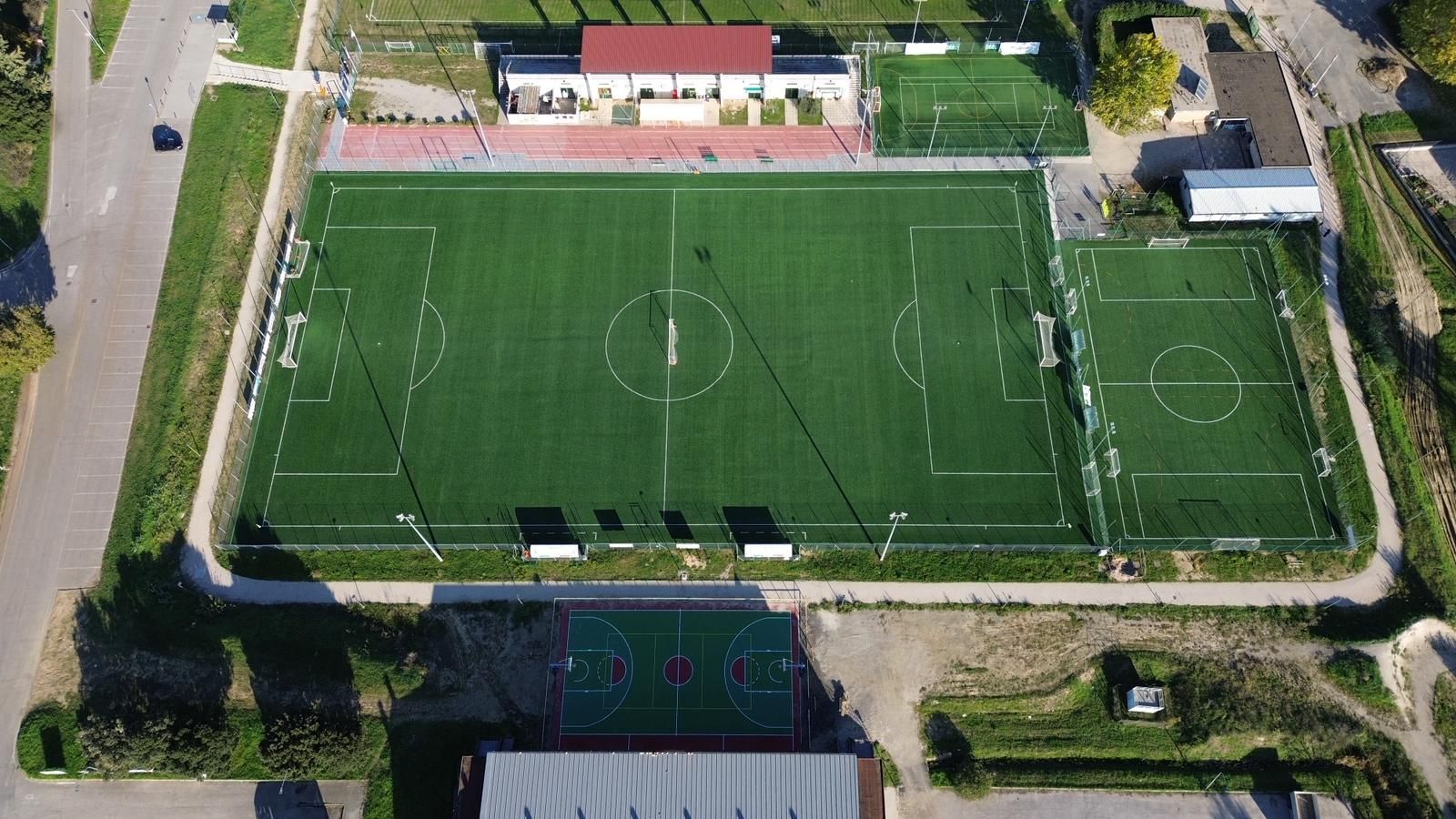 campo da calcio a 11