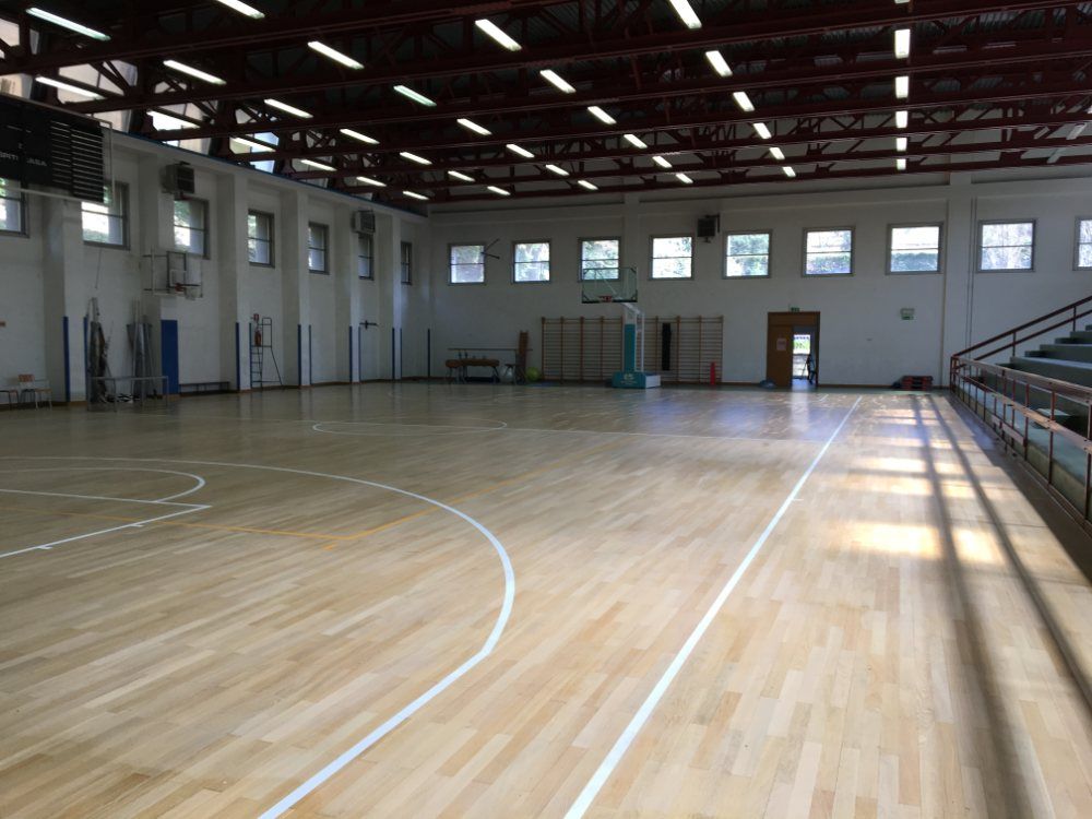 Realizzazione di palestra con pavimento in parquet