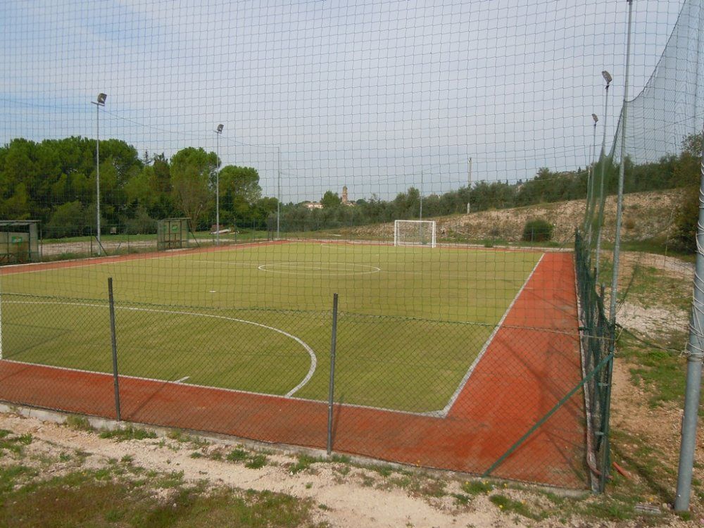 Installazione manti erbosi per impianti sportivi