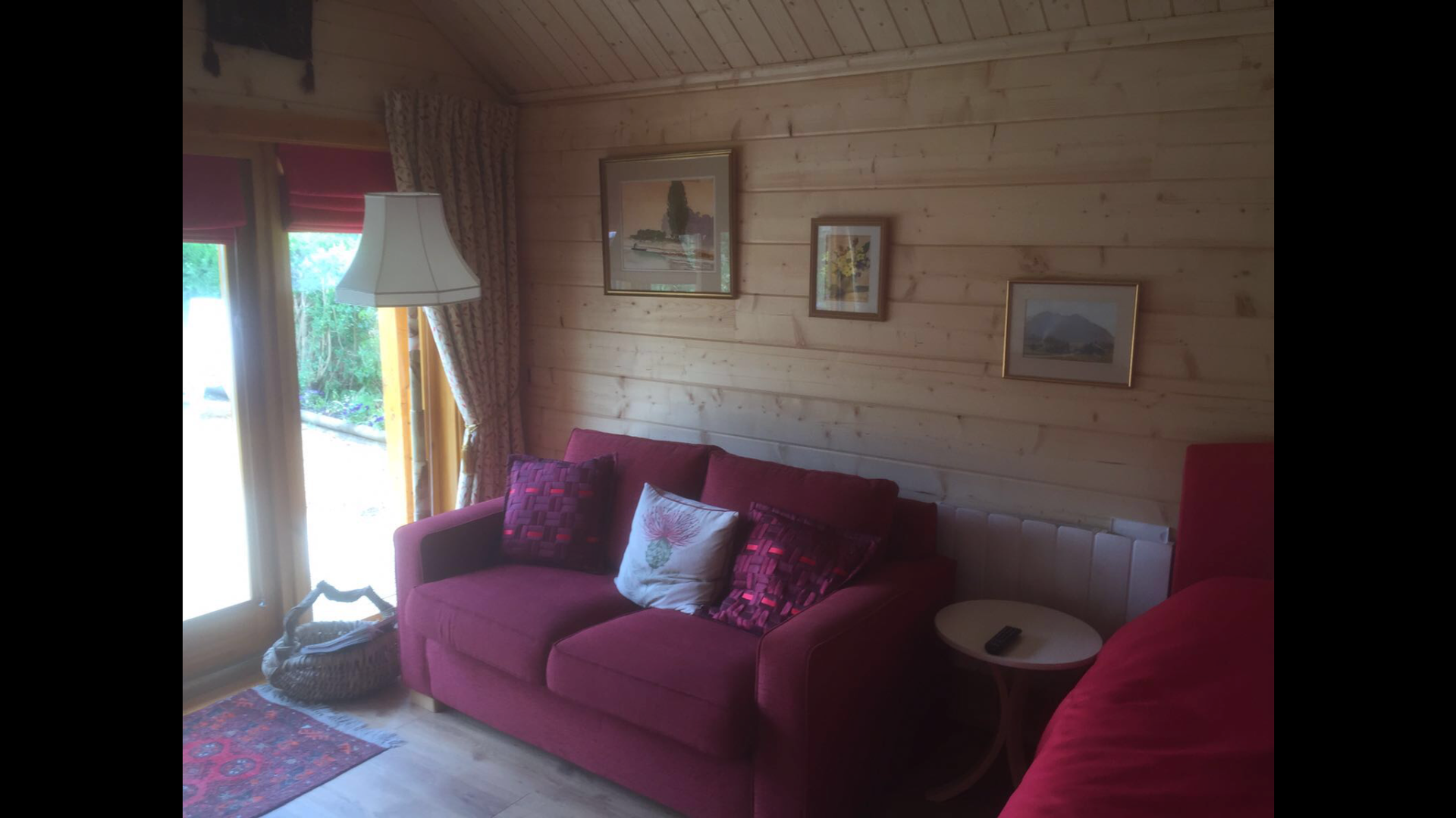 log home lounge area