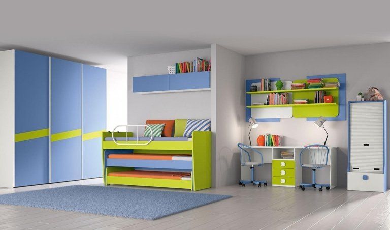 cameretta con armadio azzurro