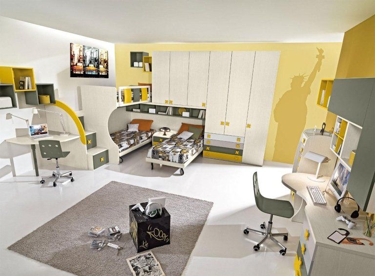 Ampia cameretta gialla