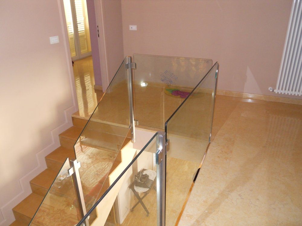 corrimano in vetro