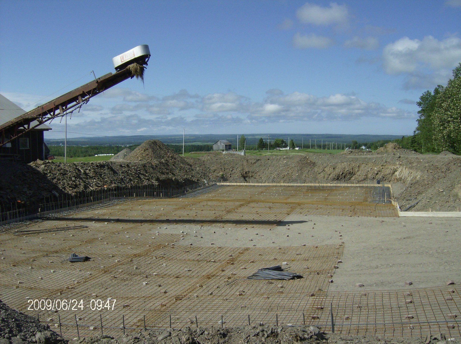Une photo d'un chantier de construction prise en 2003