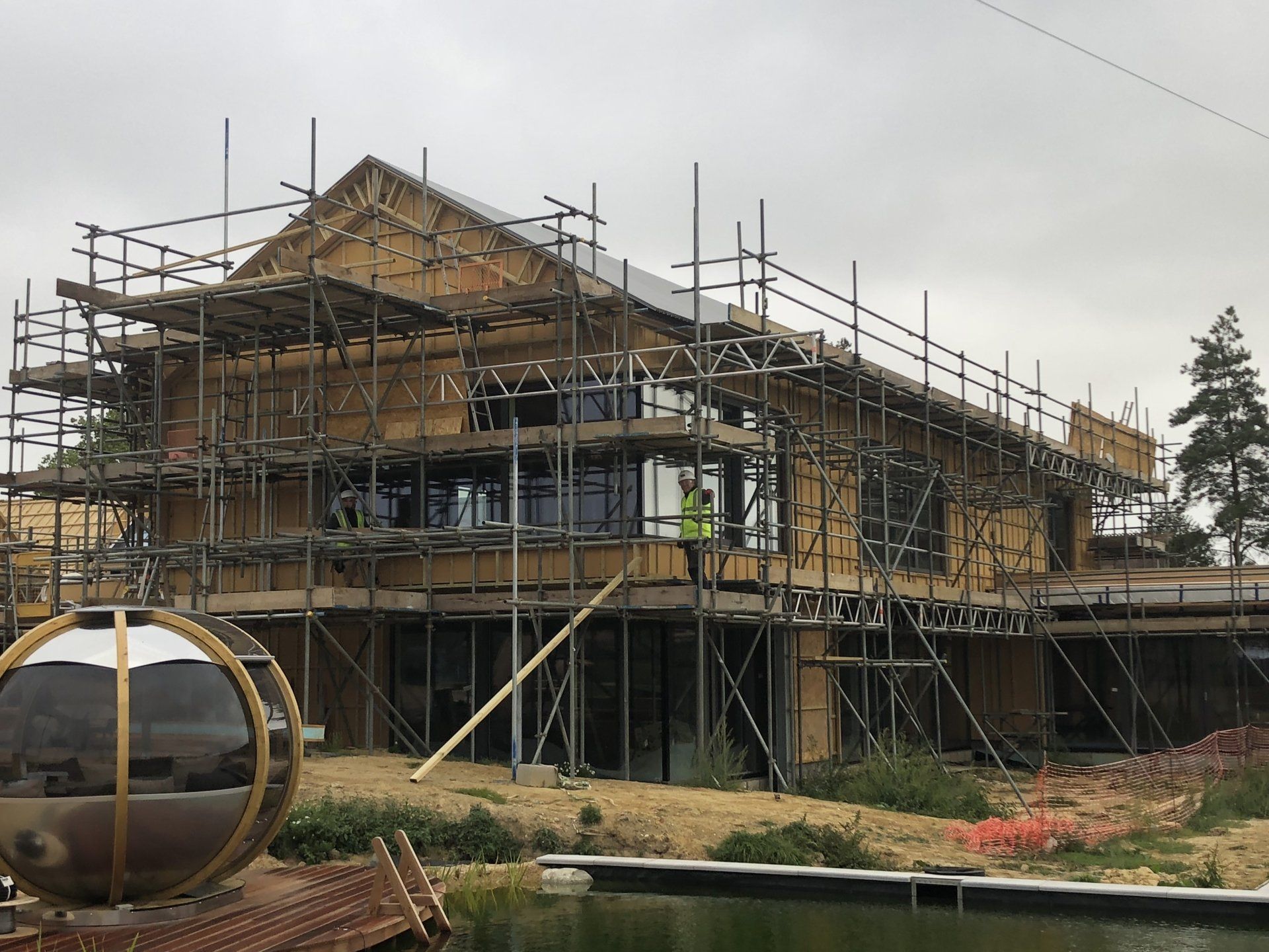 Lingfield Construction. Timber Frame. Builder. Building contractor. Construction. Carpentry. Carpentry contractor. Extensions. New builds. Timber frame fabrication and erection. Design and build. Kitchen installations. Horsham. Surrey. Reigate. Redhill. Dorking. Crawley. West Sussex. Cranleigh.