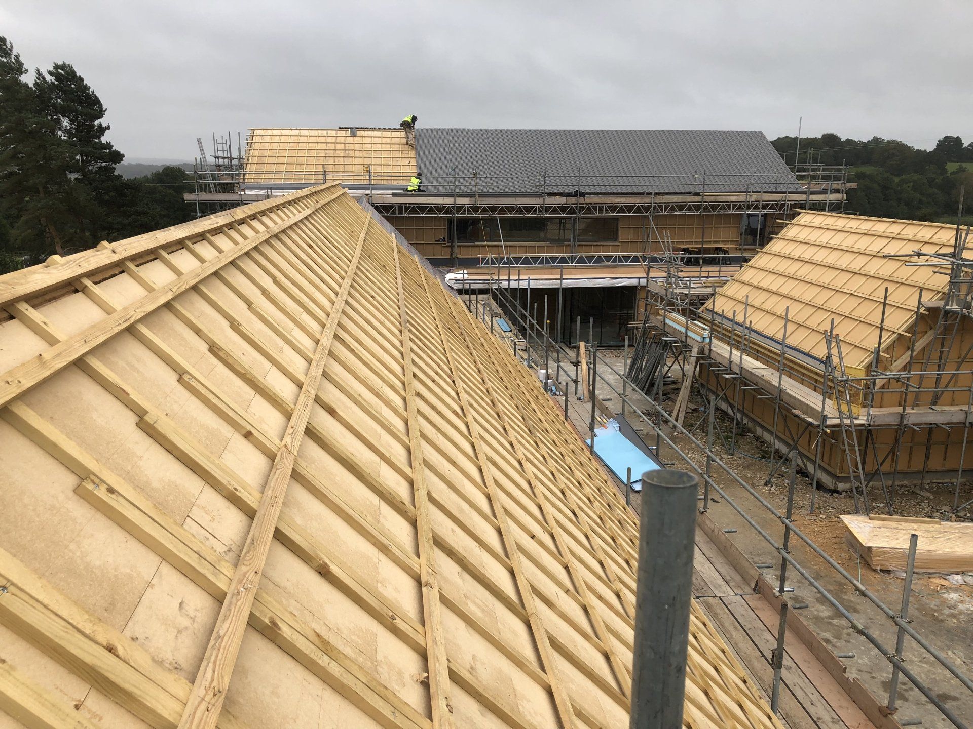 Lingfield Timber Frame Construction.  Builder. Building contractor. Construction. Carpentry. Carpentry contractor. Extensions. New builds. Timber frame fabrication and erection. Design and build. Kitchen installations. Horsham. Surrey. Reigate. Redhill. Dorking. Crawley. West Sussex. Cranleigh.