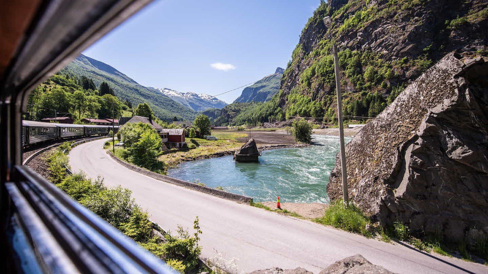 Norway Fjord Tours - Flåm Railway