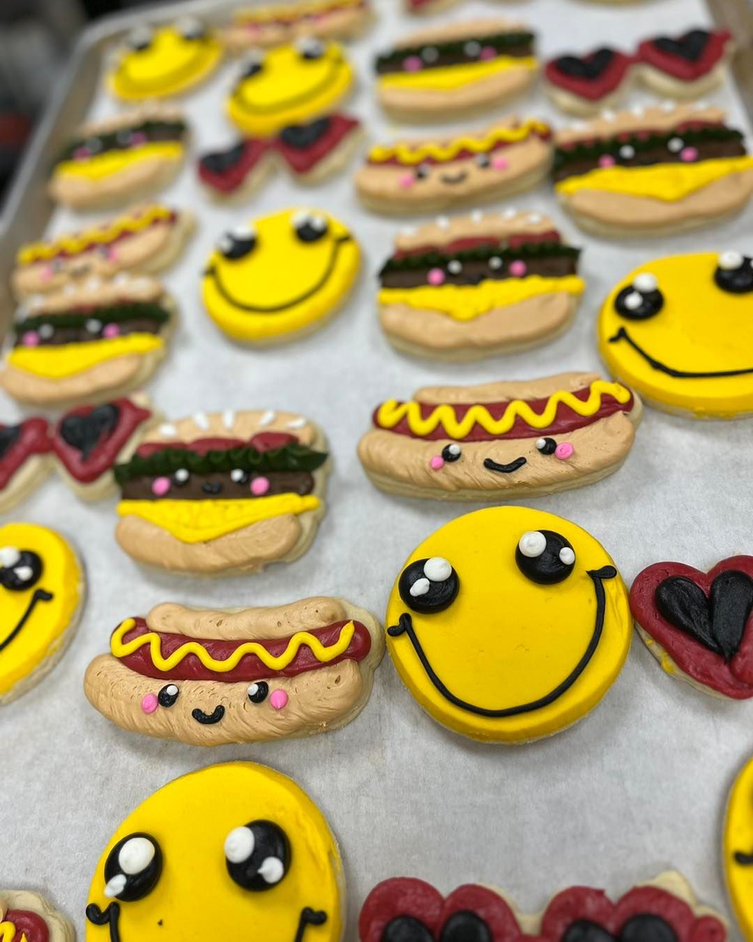 Happy face, hot dog and burger cookies