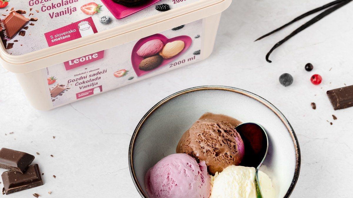 LEONE banjica Gozdni sadeži, čokolada, vanilja