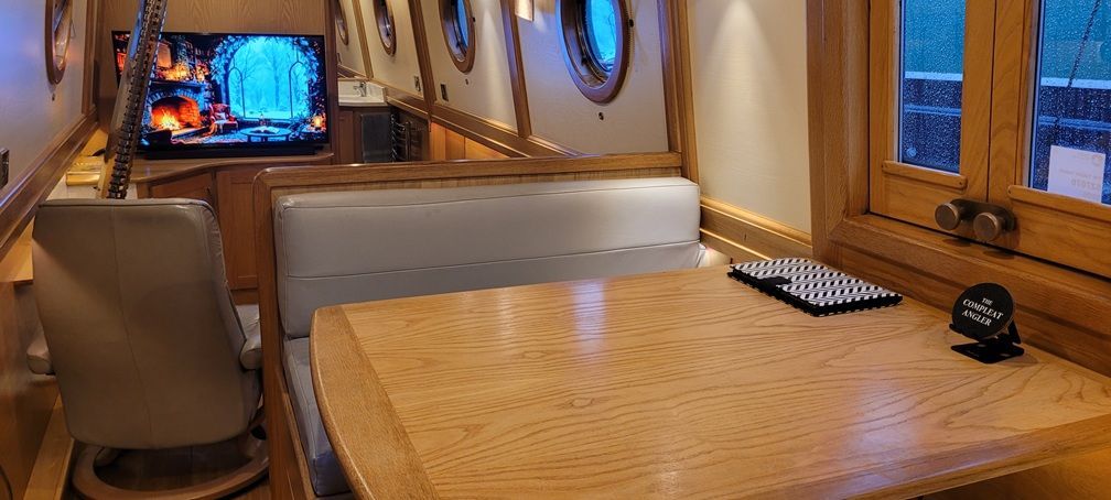 Dinette and leather cushions