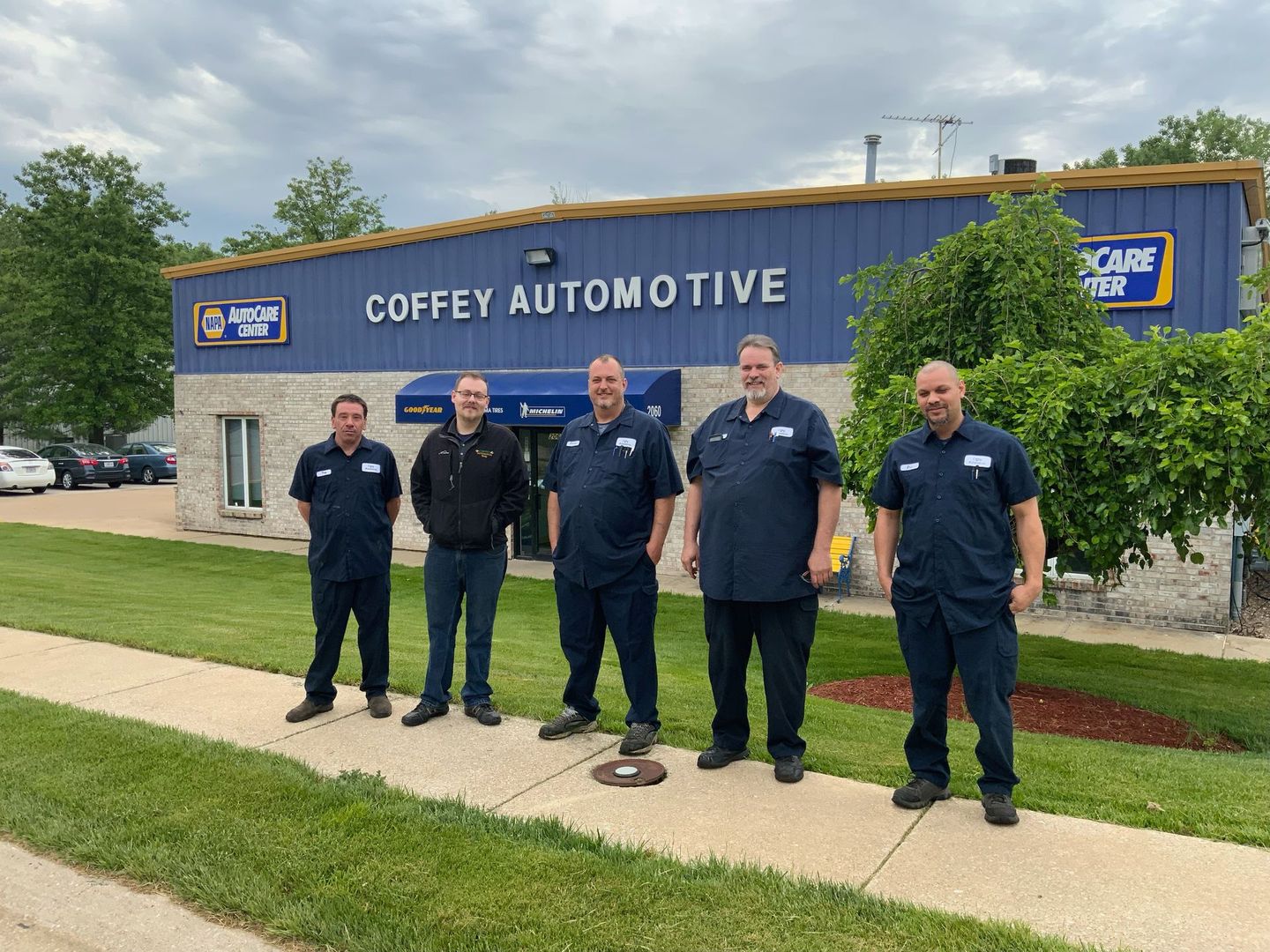 The Team in St.Charles, MO at Coffey Automotive