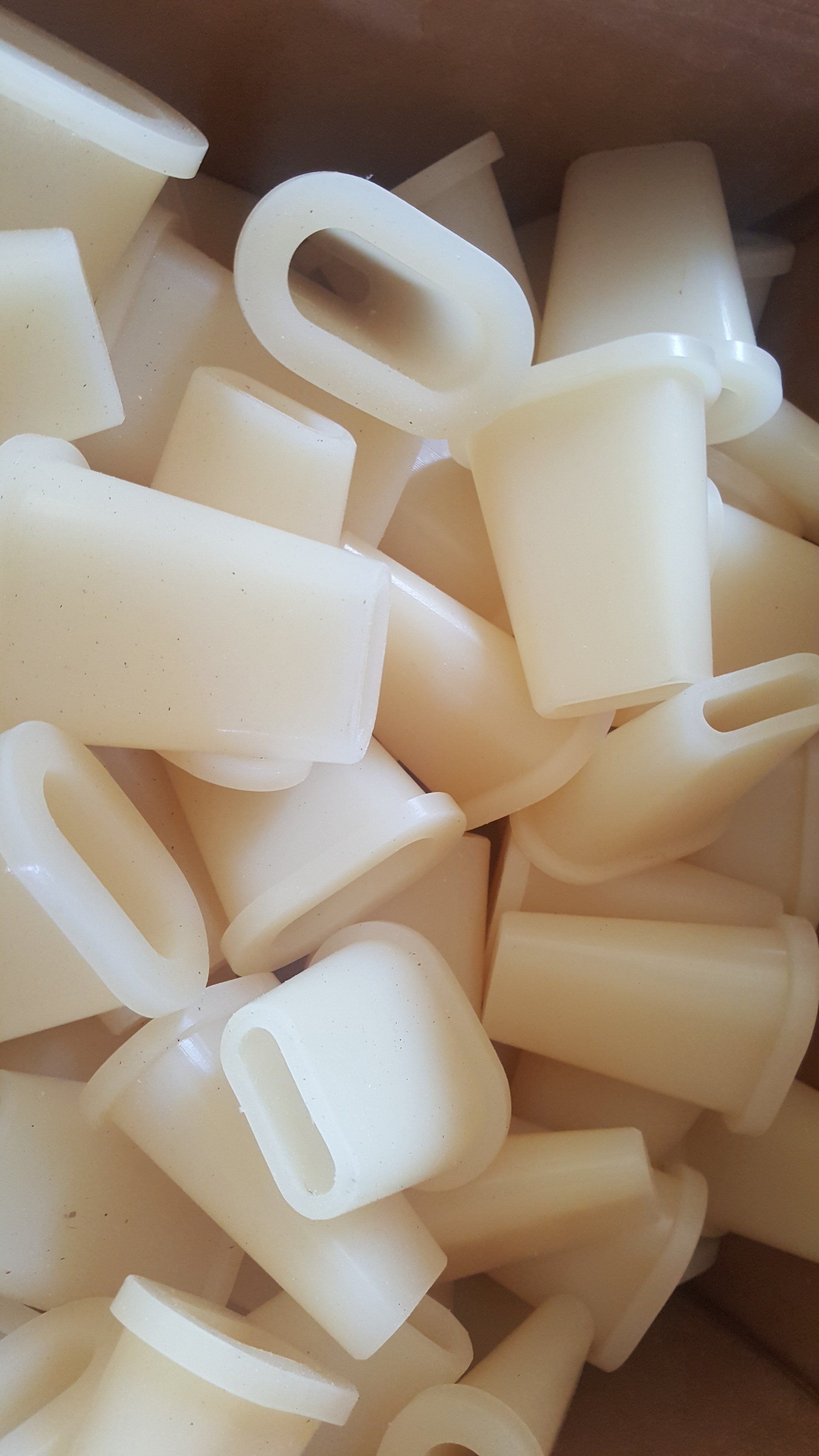 produkcja artykułów technicznych z gumy silikonowej poliuretanowej w Parmie