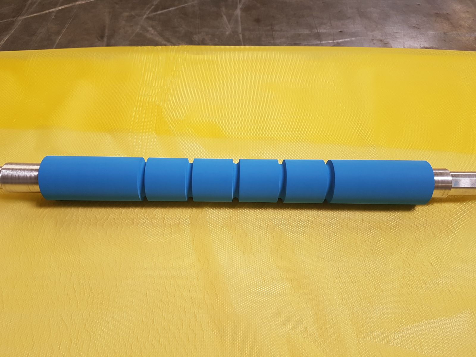 powłoka z gumy silikonowej poliuretanowej i koła w Parmie